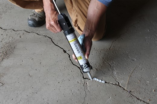 Why Roofing Cement Cracks and Stops Sealing Properly 1 step 2
